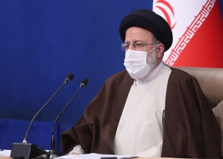 ابراهیم رئیسی تذکر گرفت