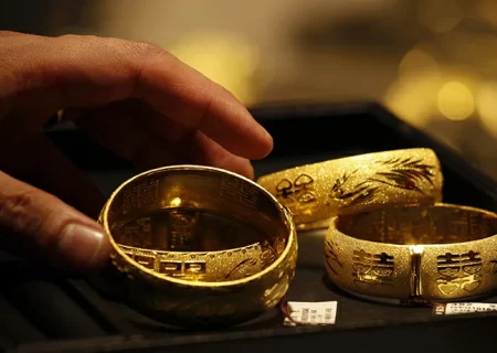 پیش‌بینی قیمت طلا و سکه/ سیگنال آغاز دوباره مذاکرات برای بازارها/ تنش آمریکا و چین، طلا را گران می‌کند؟