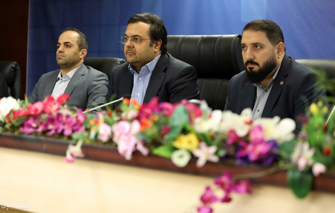 انتخاب رئیس کمیته بانک‌ها و بیمه‌های انجمن روابط‌ عمومی