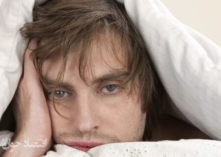 چرا شبها خوابمان نمی‌برد؟