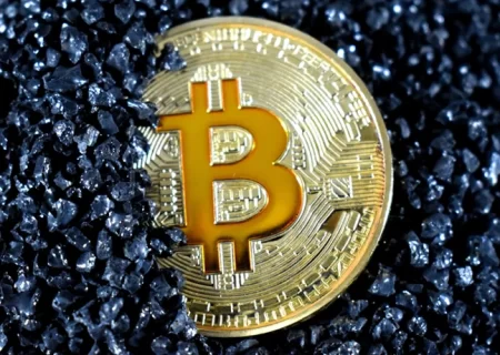 روند نزولی بیت کوین تا زیر سطح 23 هزار دلار ادامه دارد؟