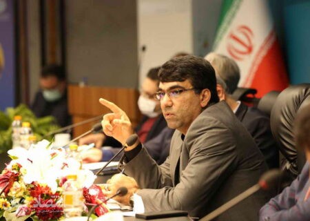 بانوان از توانمندی کافی برای پذیرش مسئولیت‌های مهم برخوردار هستند