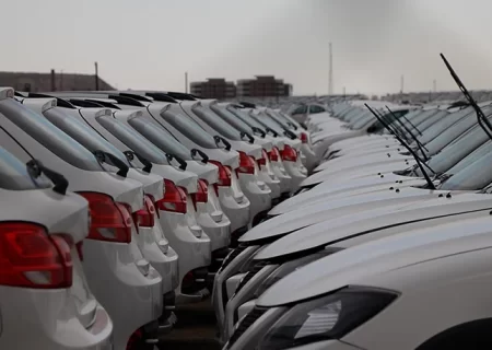 قیمت خودرو امروز ۳۰ فروردین ۱۴۰۲/ ۲ سناریو پیش روی بازار خودرو