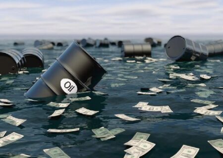 تداوم کاهش قیمت نفت/ طلای سیاه به اوج بازمی‌گردد؟