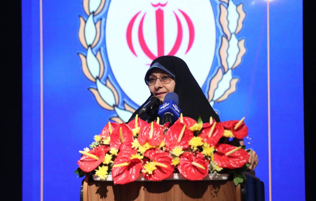 برگزاری نشست تخصصی بانوان فعال در فضای مجازی و پیامرسان بله در بانک ملی ایران