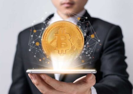 کسب درآمد از رمز ارز مالیات دارد