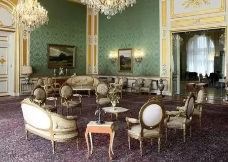 فرش‌های سعدآباد کجاست؟