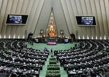 راي مثبت ۷۵ درصدي بزرگترين فراكسيون مجلس شوراي اسلامي به برنامه‌های وزیر پیشنهادی آموزش و پرورش