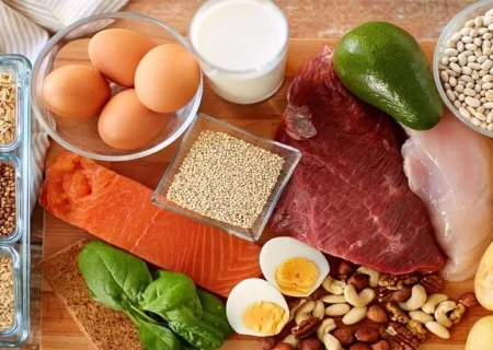 کوچک شدن سفره ایرانیان در دهه ۹۰/ تخم‌مرغ جایگزین مصرف گوشت شد