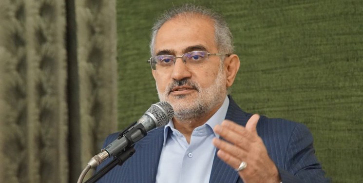 حسینی: تشکیل وزارت بازرگانی در تحقق شعار سال شتاب ایجاد می‌کند