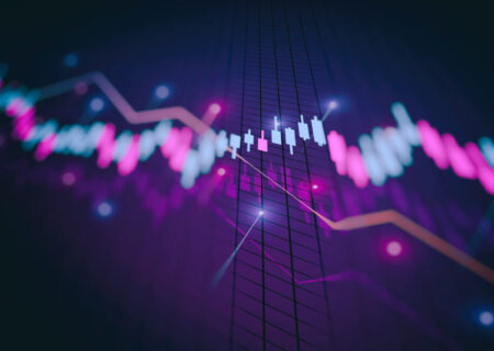 حجم انتقال بیت‌کوین به‌طور قابل توجهی افزایش یافته اما همچنان کمتر از رکورد خود در سال ۲۰۲۱ است