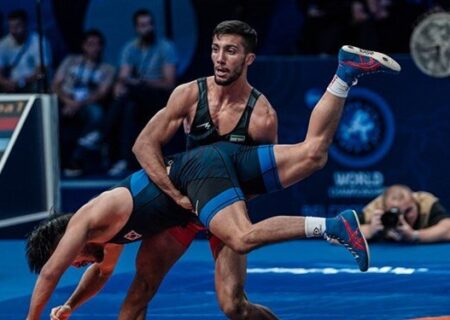 قهرمان جهان: هیچ توقعی از مسئولان ندارم و فقط به طلای ۲۰۲۸ فکر می‌کنم+ فیلم کشتی فینال