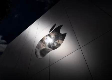 چرا اپل استارتاپ های هوش مصنوعی را خریداری می کند؟