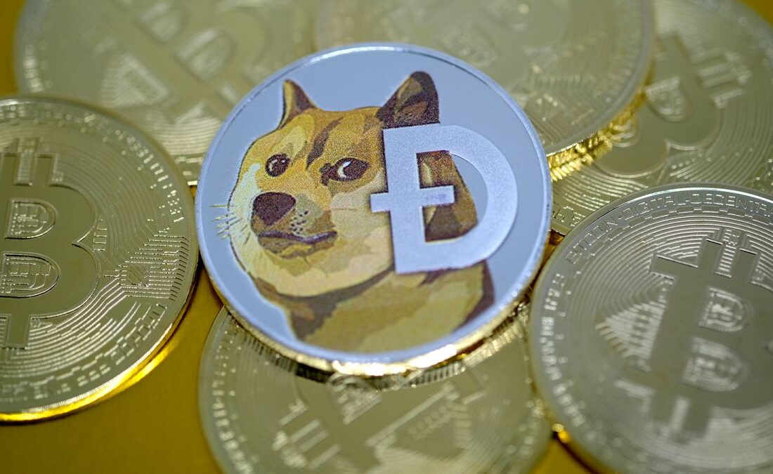 پیش بینی قیمت دوج کوین / اخبار منفی همزمان با وضعیت مثبت نمودار