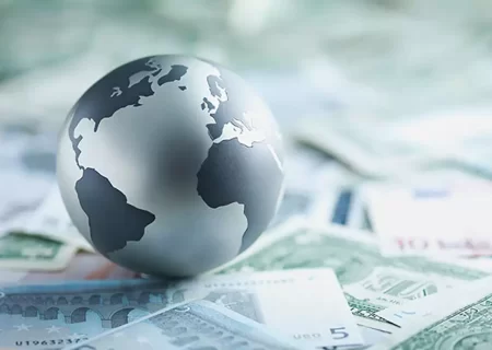 رشد اقتصادی جهان در خطر است