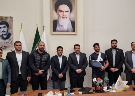 حسن یزدانی، زارع و میرزازاده کارمند بانک ملی ایران  شدند