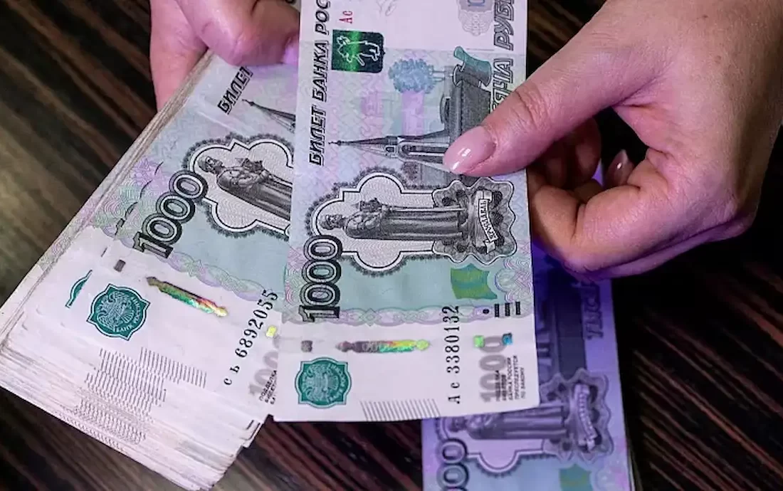 روسیه روبل را از سقوط نجات می‌دهد؟