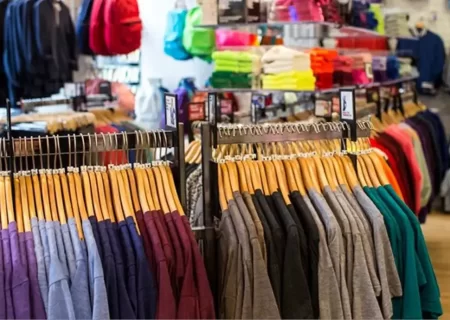 دولت به دنبال درآمد از تولیدکنندگان است نه حمایت/ مردم تا مجبور نباشند پوشاک ایرانی نمی‌خرند