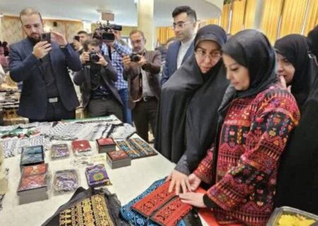 نمایشگاه خیریه انجمن دیپلماتیک بانوان وزارت امور خارجه برگزار شد