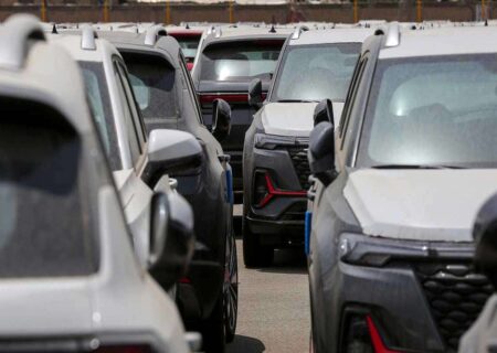 تکلیف خریداران خودروهای وارداتی تا پایان آذرماه مشخص می‌شود