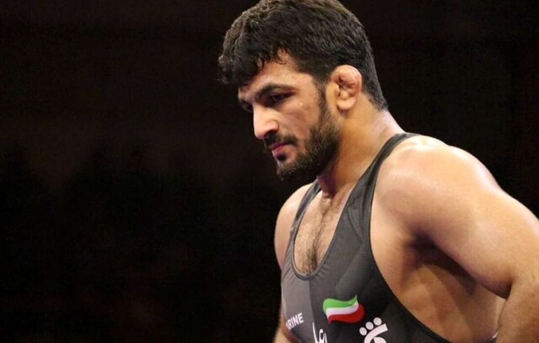 پایان یک پهلوان؟ لعنت بر این چسبهای آبی شوم!/ سرنوشت تلخ دبیر، یزدانی را هم قربانی میکند؟