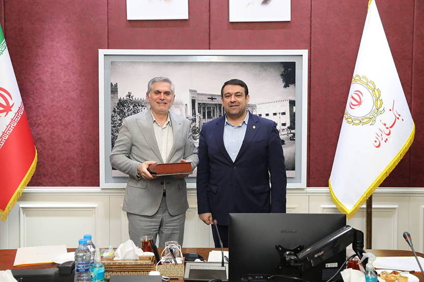 رئیس ستاد اجرایی انتقال منصوب شد/ تاکید مدیرعامل بانک ملی ایران بر استمرار خدمات بهینه به مشتریان و تکریم همکاران جدید