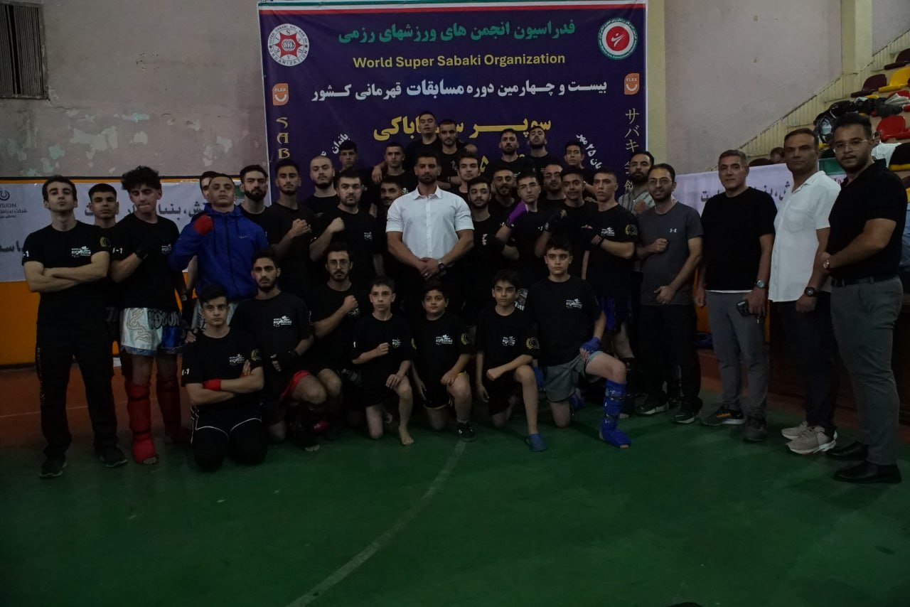 آرین ابریشمی قهرمان مسابقات کشوری سوپرساباکی 1404