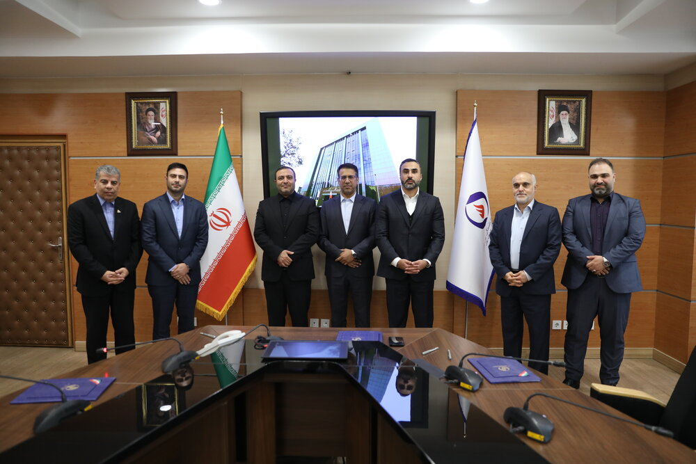 امضای سه تفاهم‌نامه مسکن در صنعت نفت؛ گام بزرگ صندوق‌ها برای خانه‌دار شدن بازنشستگان