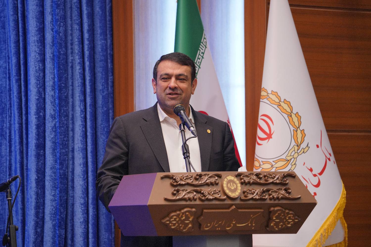 نجارزاده در آیین گرامیداشت روز زن مطرح کرد:بانک ملی؛ پیشگام در انتصاب بانوان شایسته در پست‌های مدیریتی/موظف به ایجاد فرصت‌های برابر هستیم