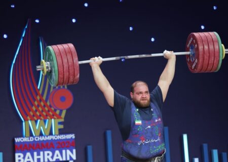 بازگشت هرکول ایرانی با دستِ پر؛ یوسفی: در ناگویا رکوردهایی می‌زنم که ماندگار شود