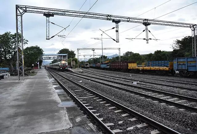 چشم‌ها به رشت–آستارا؛ ایران خواستار تضمین بار از روسیه شد