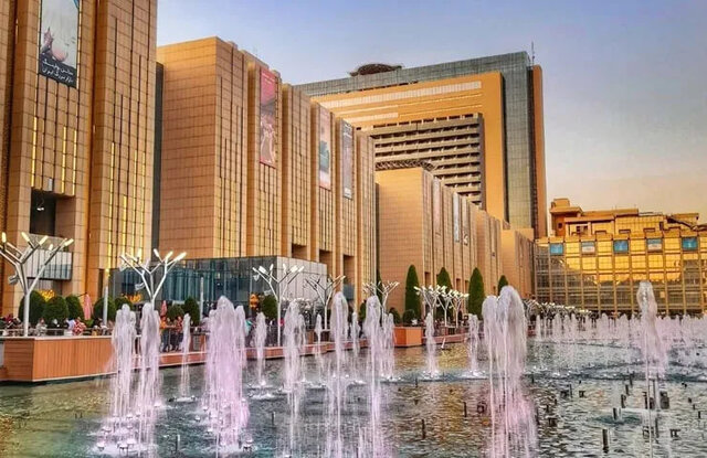 ایران‌مال روی میز فروش؛ بزرگ‌ترین دارایی بانک آینده قیمت‌گذاری می‌شود