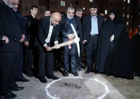 باحضور وزیرکار ؛ عملیات اجرایی ساخت ۳۳۶ واحد مسکن کارگری در شهرک مهرگان آغاز شد