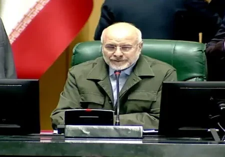 قالیباف: مجلس خود را در کنار دولت و کمک قوه مجریه می‌داند