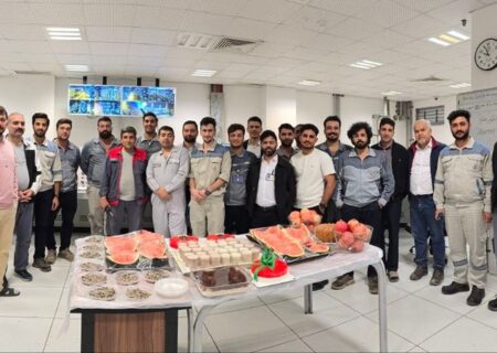 یلدای همدلی در دل صنعت؛ شبی گرم برای کارکنان آریاساسول و پتروشیمی بوشهر