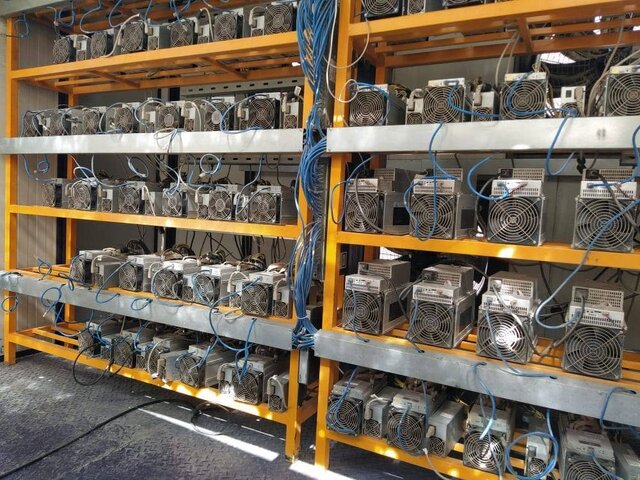 خاموشی ماینرهای غیرمجاز ۱۳۰۰ مگاوات برق را کم کرد