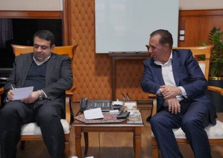 نجارزاده در دیدار نمایندگان مجلس تاکید کرد: حمایت بانک ملی ایران از تولید و اشتغال