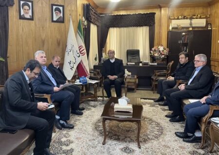 عضو هیات عامل بانك صنعت و معدن در سفر به استان كرمانشاه و بازدید از واحد تولیدی كاغذ معدنی خسروی: حمایت از این طرح، گامی موثر در مسیر توسعه طرح های دوستدار محیط زیست است