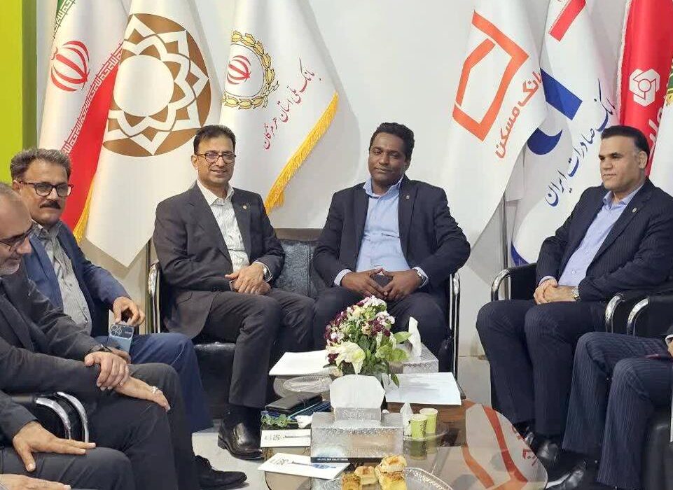 رحیمی: بانک مسکن ازپیشران‌های اصلی توسعه بخش مسکن کشور است/ بانک مسکن ۱۲ هزار فقره تسهیلات به هموطنان هرمزگانی پرداخت کرده است