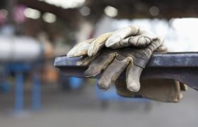 خط فقر جلوتر از دستمزد/۷۰ درصد هم کافی نبود