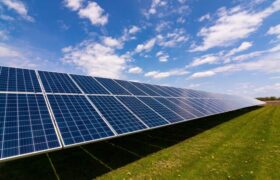 توسعه برق پاک روی دور تند/ استان‌های پیشرو کدامند؟