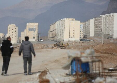 پیشنهاد اختصاص یک قطعه زمین ۵۰ متری به کارگران