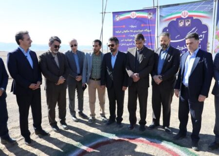 ابرکوه یزد وارد عصر انرژی پاک شد