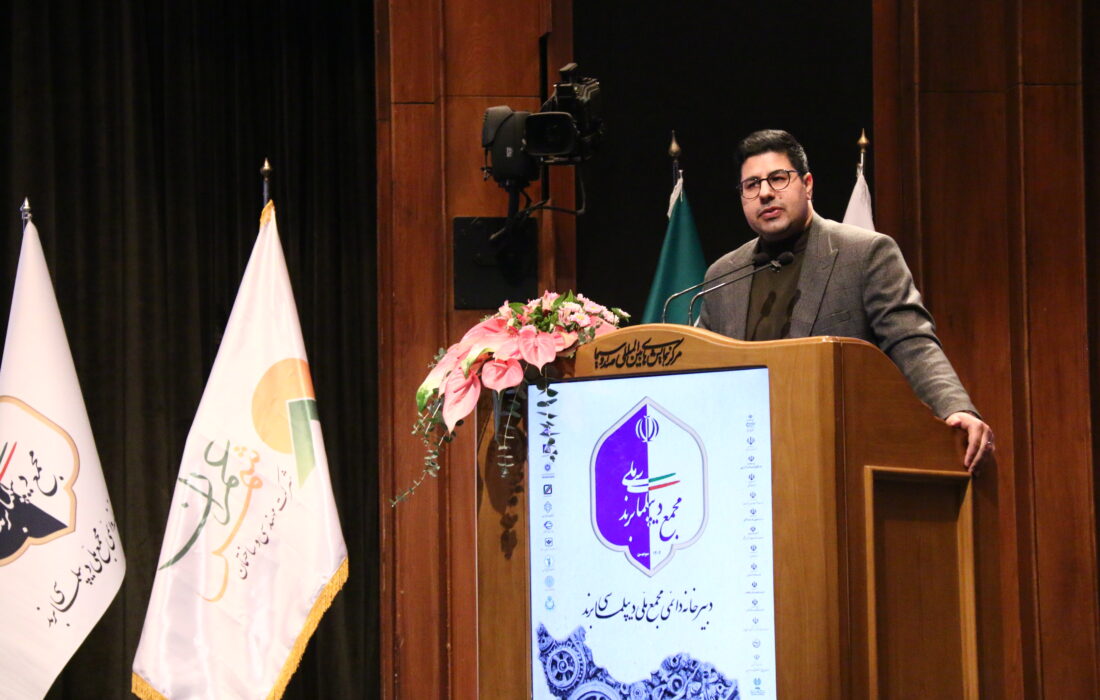 عضو هیئت علمی دانشگاه تهران در مجمع ملی دیپلماسی برند: ایران در قدرت نرم و بازاریابی جهانی با شکاف جدی مواجه است